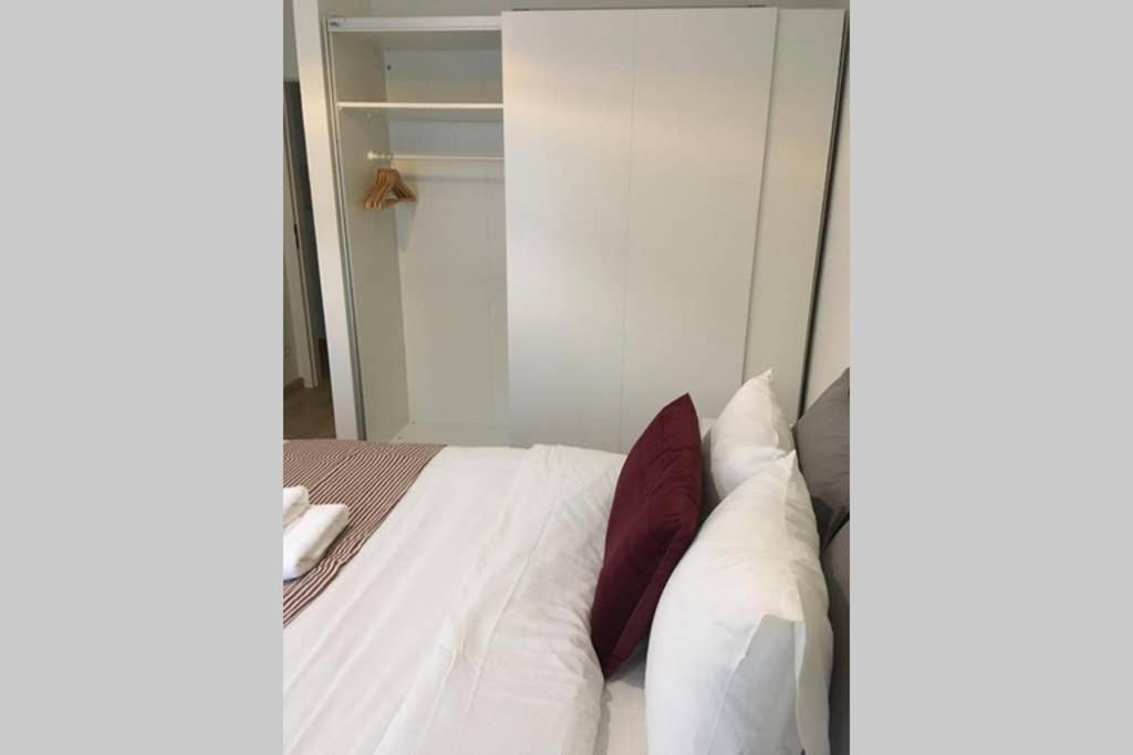 Trendy New And Large 3 Beds Apartment Luxembourg Bagian luar foto